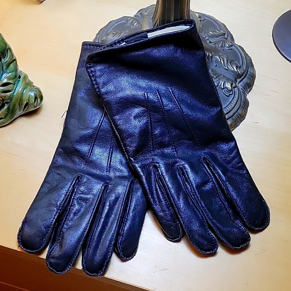 SOLD - Thinsulate men's leather gloves
